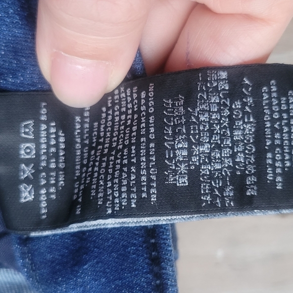 J Brand Charlene Mid Rise Boot Cut Jeans in Dark Denim Size 24 - Picture 8 of 8